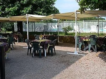 Logis La Ferme De Flaran ホテル 3*