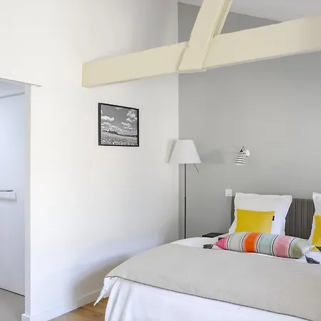 Logis La Ferme De Flaran Hotel Maignaut