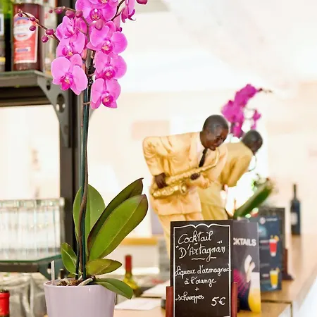 Hotel Logis La Ferme De Flaran