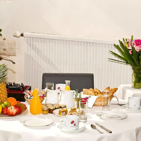 Logis La Ferme De Flaran 3* Maignaut