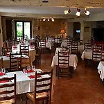 فندق Logis La Ferme De Flaran