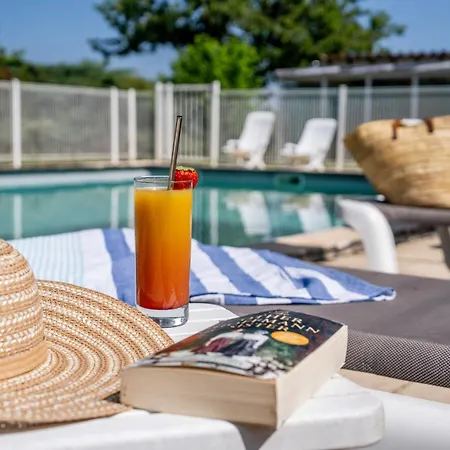 Hotel Logis La Ferme De Flaran