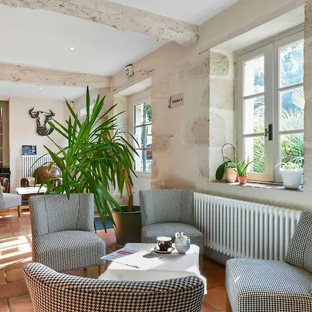 Logis La Ferme De Flaran Hotel