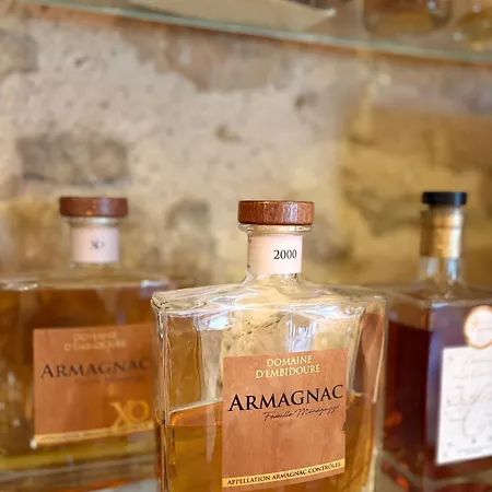 Logis La Ferme De Flaran 3*