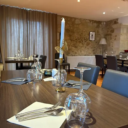 Logis La Ferme De Flaran Hotel 3*