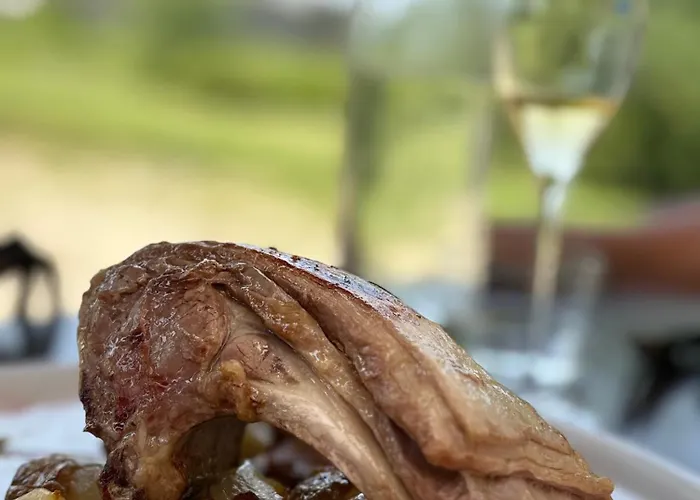 Logis La Ferme De Flaran 3*