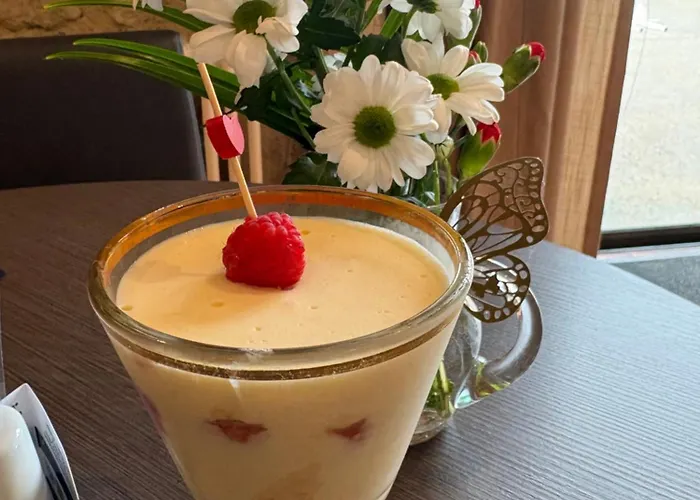 Hotel Logis La Ferme De Flaran Maignaut