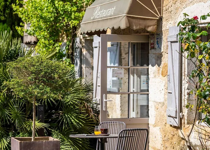 Logis La Ferme De Flaran Hotel 3*